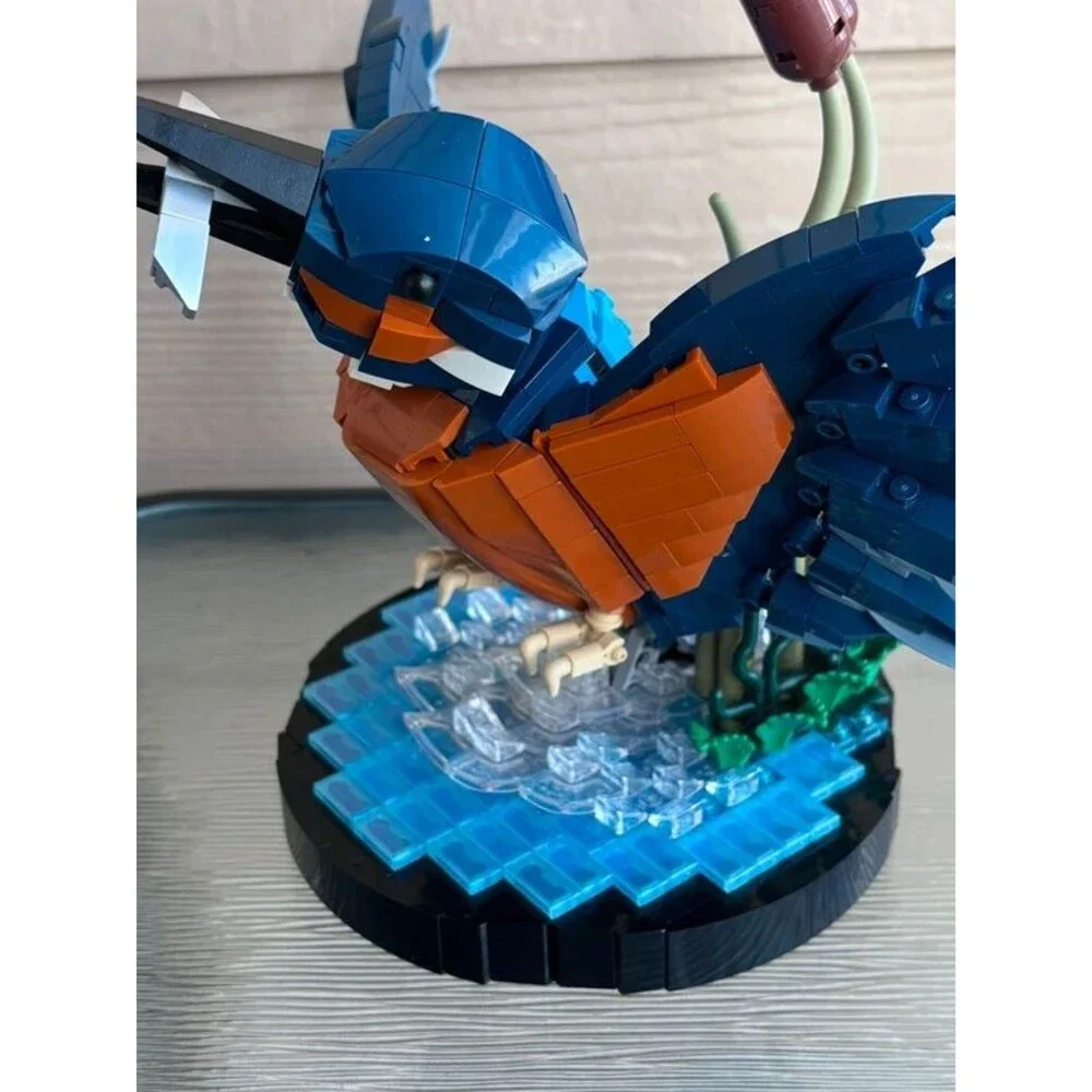 Lego 10331 Kingfisher Completed with Box